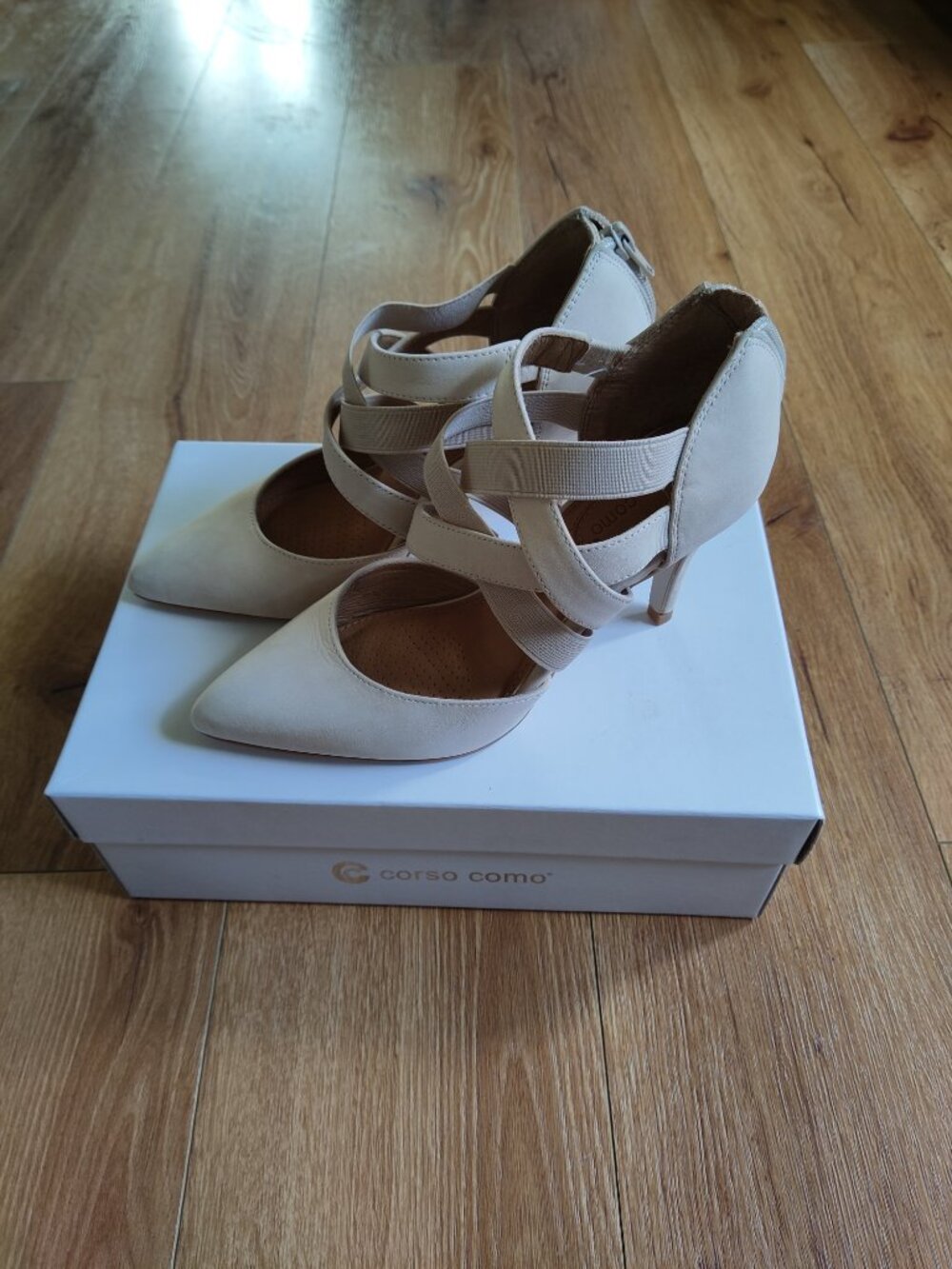 Beautiful Corso Como Heels - Size 6